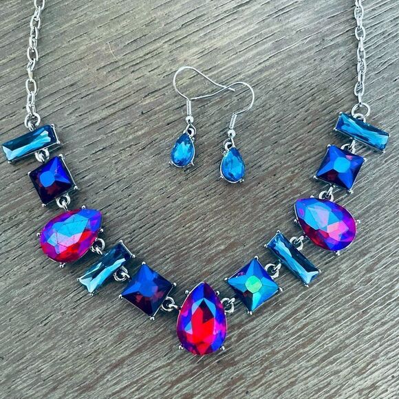 Jewel Sparkling Crystal Blue Red Silver Necklace Earrings Set - Picture 1 of 4